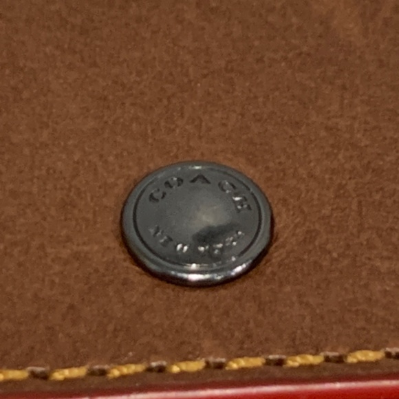 Coach Water Buffalo Leather Coin Wallet - Picture 4 of 8